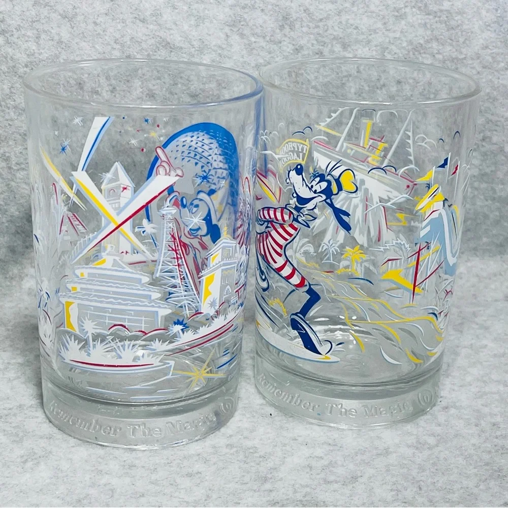 DISNEY World 25th‎ Anniversary Glasses Set of 2 Glass Cups Tumblers Goofy